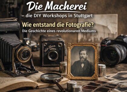 Lerne Dich und andere oder deine Produkte und Motive zu fotografieren. Du willst mehr als ein Selfie ? Du möchtest wissen, wie ein Portrait geht ? Oder Content bzw. Produkte fotografieren ? Fotografie Workshop & Kurs in Stuttgart – Fotografieren lernen mit Kamera und Licht In unserem Fotokurs und Fotoworkshop in Stuttgart lernst du Fotografie von den Grundlagen bis zur professionellen Technik. Der Kurs findet im Atelier/Studio statt und bietet dir Praxis, Theorie und viele Übungen. Unser Dozent Gordon (www.ftgrf.de) erklärt dir Blende, Einstellungen, Umgang mit Kamera, Licht, Bildaufbau und Details – ideal für Anfänger und alle Teilnehmer, die richtig gut fotografieren lernen möchten. Im Workshop lernst du digitale und analoge Fotografie, Portraits, Bilder im individuellen Format und kreative Art zu fotografieren. In der Gruppe oder individuell bekommst du Tipps, Wissen, Einführung und Inhalte direkt vom Fotografen. Der Kurs bietet dir die Möglichkeit, Fragen zu stellen, gemeinsam zu arbeiten und tolle Fotos zu erstellen. Termin, Tag, Uhrzeit, Treffpunkt, Ort und Details findest du auf unserer Seite online. Ein Gutschein ist verfügbar – perfekt als Geschenk. Ziel ist es, dass du nach kurzer Zeit mit Erfahrung und Praxis deine Fotos sicher und frei gestalten kannst. Termine gehen 2,5 Stunden mit kurzer Pause und Snacks zum Essen+Getränke, Preis: 100 Euro
