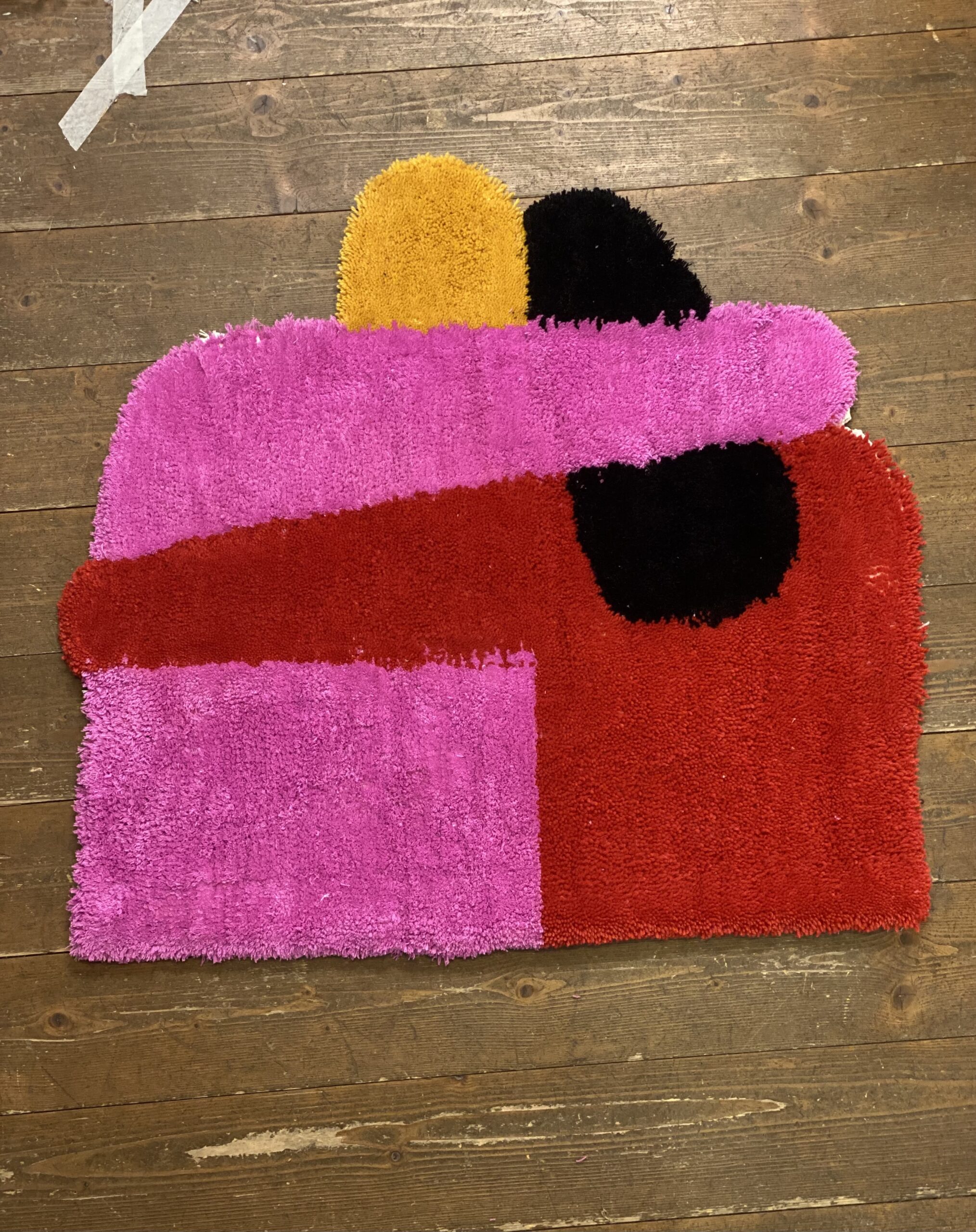 Im Tufting Workshop Mai in Stuttgart Johannesstraße 72 Wir hatten einen schönen Tufting Workshop in Stuttgart-West 